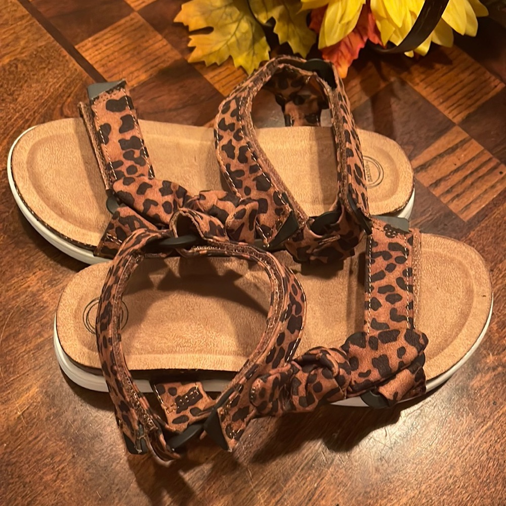 Kids sandals. Size 1